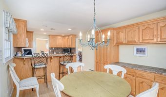 7 Side Hill Ln, Danbury, CT 06810