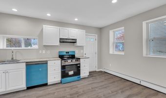 219 Reynolds Dr, Coventry, CT 06238