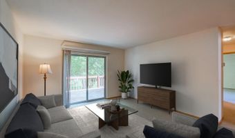 5158 Ridge Oak Dr, Madison, WI 53704