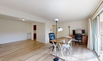 1257 Island Dr 203, Ann Arbor, MI 48105