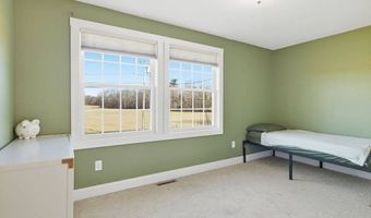 255 West St, Belchertown, MA 01007