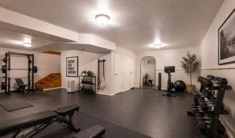 23024 Lawrence 1200, Aurora, MO 65605