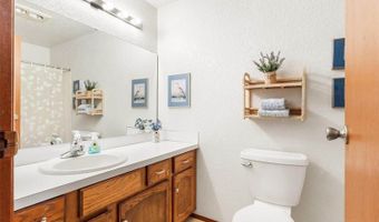 3303 Oregon Pl, Bellingham, WA 98226