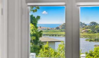 1107 Las Flores Dr, Carlsbad, CA 92008