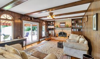 1581 N Forest Rd, Amherst, NY 14221