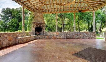 3002 Azle Hwy, Weatherford, TX 76085