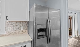 176 Church St, Aberdeen, NJ 07747