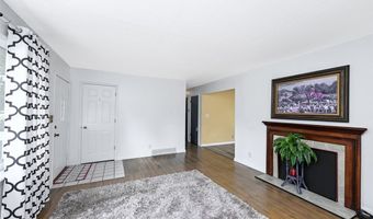 577 Catalina Dr, Akron, OH 44319