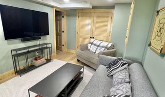 67 Dyke Mountain Rd, Sebago, ME 04029