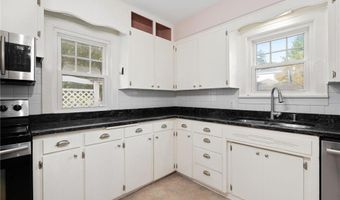 506 6th Ave SW, Austin, MN 55912