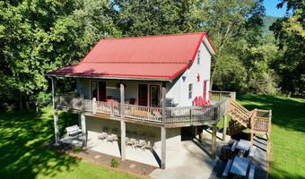 560 S Emerald Isle, Alderson, WV 24910