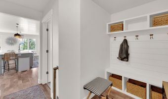 915 W MCKENNA, Bluffdale, UT 84065