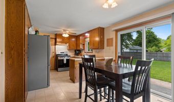 57 SOLAR Cir, Appleton, WI 54915