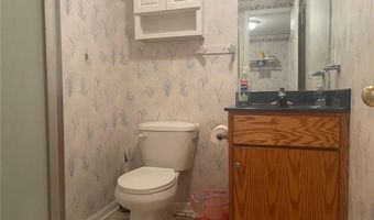 1213 Oak St, Atchison, KS 66002