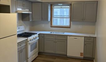 37 W 7TH St 2, Bayonne, NJ 07002