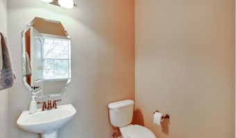 3912 Amberwood Dr, Addison, TX 75001