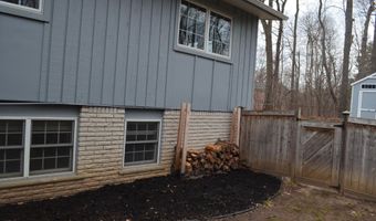 3629 Frederick Dr, Ann Arbor, MI 48105