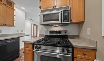 2044 Stonegate Cir, Anchorage, AK 99515