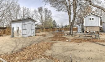 200 Lewis Ln, Fallon, NV 89406