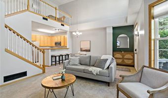15382 Founders Ln 804, Apple Valley, MN 55124