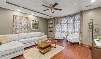 201 E Harrison St, Auxvasse, MO 65231