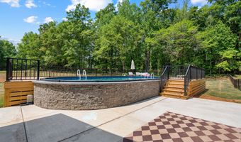 425 Dean Rd, Barnesville, GA 30204