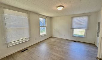 410 E Taylor Ave, Arkansas City, KS 67005
