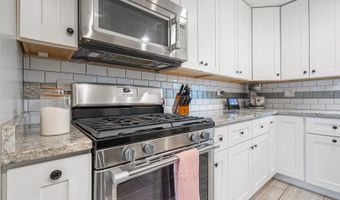 1302 W Campbell St, Arlington Heights, IL 60005