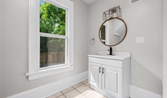 1376 Goodyear Blvd, Akron, OH 44305