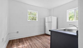 740 Fern St 4, Akron, OH 44307