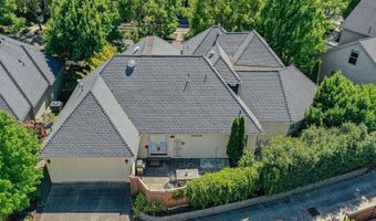472 Lindsay Ln, Ashland, OR 97520