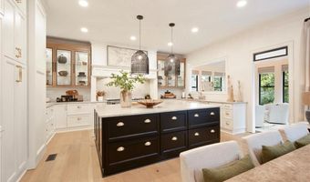 2975 Woodvale Ct, Alpharetta, GA 30022
