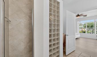 6428 SUNSET BAY Cir, Apollo Beach, FL 33572
