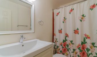 7628 WESTLAKE Ter 74, Bethesda, MD 20817