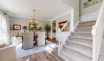 322 Sleepy Hollow Farm Rd, Warwick, RI 02886