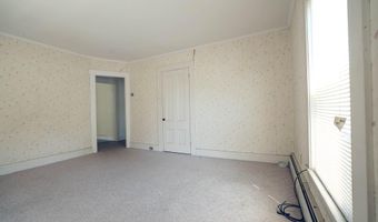 3 Grand St, Augusta, ME 04330