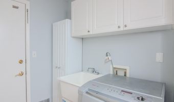 1848 Harley Dr, Ann Arbor, MI 48103