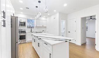 2016 32ND St SE, Washington, DC 20020