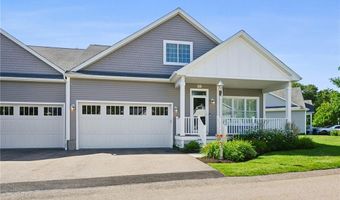 221 Wickford Ct 221, North Kingstown, RI 02852