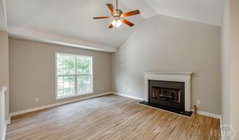 560 Bethany Ct, Athens, GA 30606