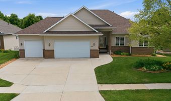2402 Suncrest Dr, Ames, IA 50014