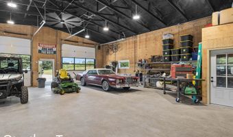 32100 Post Hill Rd, Adel, IA 50003