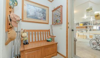 1301 Wood Duck Rd, Arnolds Park, IA 51331