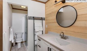 150 Ivy Ct, Banner Elk, NC 28604