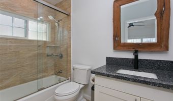4162 Puu Panini Ave B, Honolulu, HI 96816