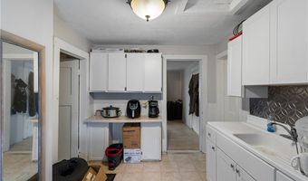 655 Oxford Ave, Akron, OH 44310