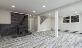 14 Partridge Dr, Exeter, RI 02822