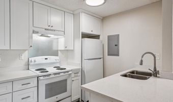 960 Shorepoint Ct 120, Alameda, CA 94501