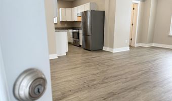 874 N Jackson St, Andrews, IN 46702