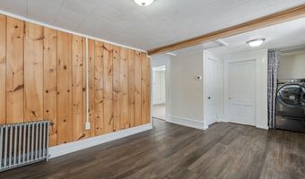 57 Oxford St, Augusta, ME 04330